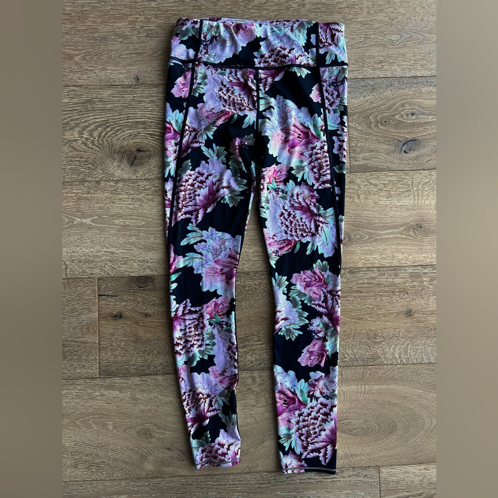 Athleta Free Run 7/8 tight